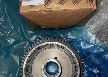 87312349 87312256 Obudowa kosza Puma Magnum T7000 T7. T200 Nowa org CNH