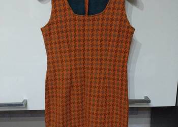 Sukienka prancezka w kolorze pomarańczowym