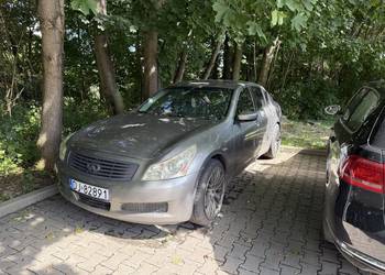 Infiniti G37x 2009 3.7 V6 320KM