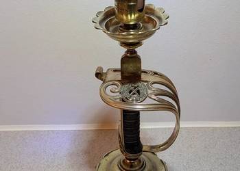 Antyczny mosiężny świecznik Benham & Froud z rękojeści miecza,