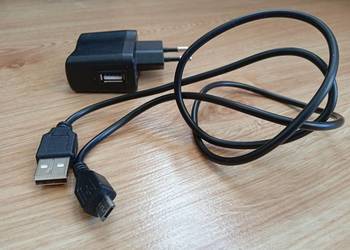 Ładowarka sprawna z kablem USB / micro USB
