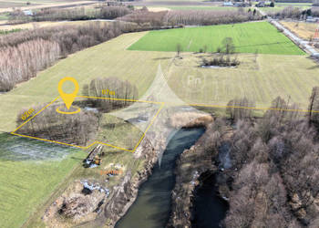 Działka siedliskowa z małym domkiem w Dobromyślu