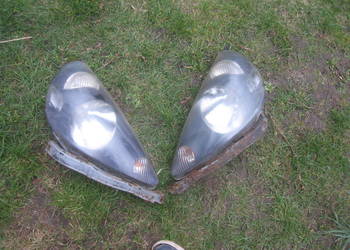 Lampa przednia reflektor Honda Jazz II 03- prawa lewa