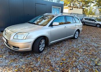 Toyota Avensis / 2.0 Benzyna / 2006 / 147KM  / Zadbana / Klima / Hak