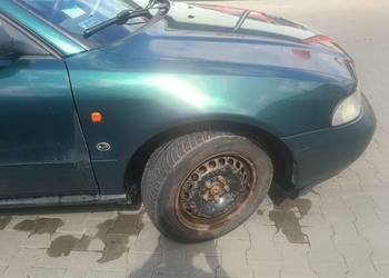 Błotnik Prawy LZ6U Audi A4 B5 (a-47)