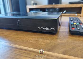 Tuner satelitarny AB CryptoBox 700HD z pilotem