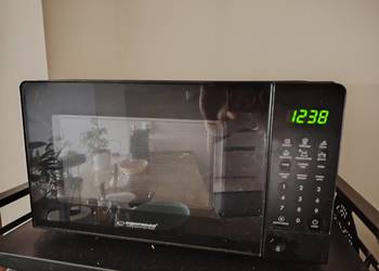 Kuchenka mikrofalowa wolnostojąca Esperanza Horneado 20L 700W