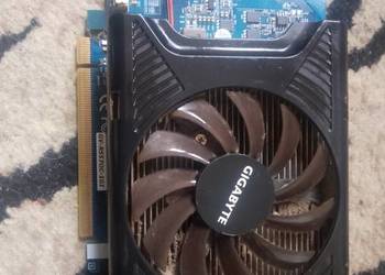 Karta graficzna Fc Gigabyte 1 GB - Stan dobry. Gotowa do użytkowania