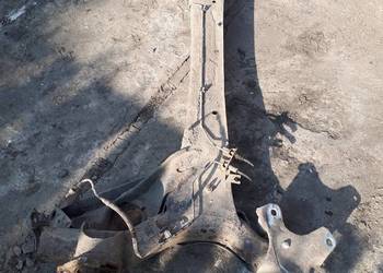 Belka zawieszenia tył Megane 2