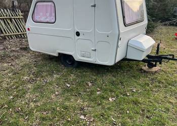 Przyczepa kempingowa Niewiadów n126 ładna sucha zadbana przedsionek