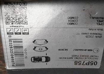 Klocki hamulcowe przednie LPR 05P758 (Opel