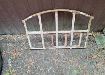 stare okna żeliwne