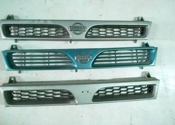 NISSAN SUNNY N14 N 14 GRILL ATRAPA