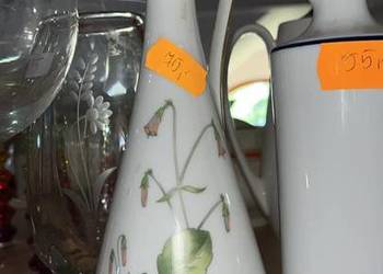 Dzbanek, wazon Syg. Hackefors. Porslin. Sweden. Linnet Borealis.  O Wys. Dzbanek, wazon Syg. Hackefors. Porslin. Sweden. Linnet Borealis.  O Wys.