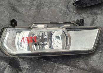SKODA YETI 5L LIFT HALOGEN PRAWY PRZÓD // 1323