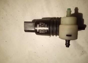Silniczek spryskiwaczy orginal VW Passat B8 1K6955651 inne