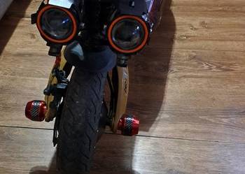 Witam posiadam na sprzedaż hulajnogę ruptor r6 v3 miedziany