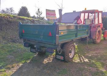 Przyczepa jednoosiowa kiper