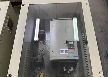 Falownik SCHNEIDER ALTIVAR 38 15KW ATV38HD23N4 + szafka