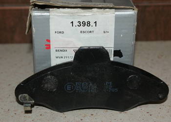 KLOCKI 1.398.1 RAICAM FORD ESKORT