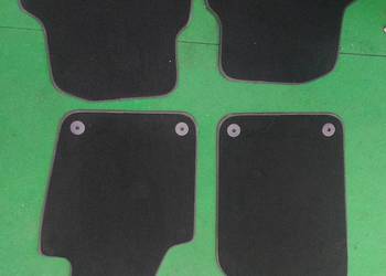 Dywaniki welurowe oryginalne VW Polo 6R1 863 011