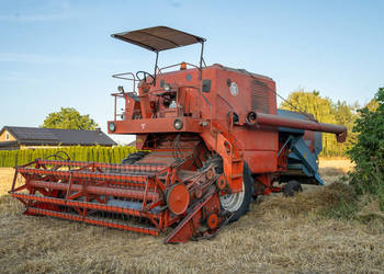 Sprzedam 2 kombajny Bizon Z056 Super – stan bardzo dobry i dobry