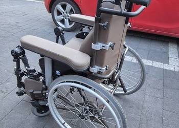 Sprzedam wózek inwalidzki specjalny multipozycyjny, wysokiej klasy.