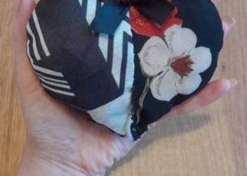 Nowa zawieszka na ścianę patchworkowa Serduszko 12cm+wstążka