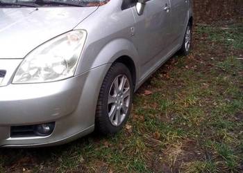 Toyota Corolla Verso 2.0 D4D 116Km  Całość CZĘŚCI