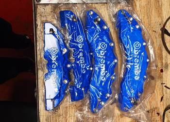Nakładki na zaciski brembo niebieskie polecam tuning