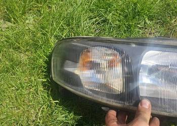 Reflektor przedni prawy Volvo v70 II v70 xc xc70 00-04