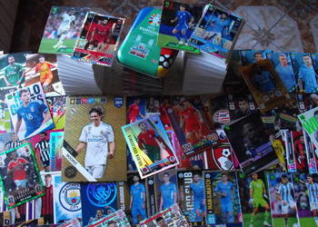 SUPER zestaw 200 kart piłkarskich PANINI oraz TOPPS. Zestaw na prezent.