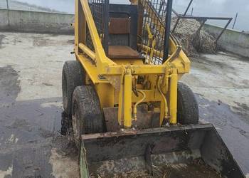 Miniładowarka case 120 cm szerokości