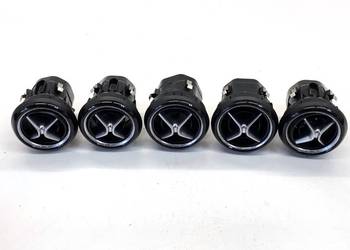 KRATKA NAWIEWU PRZÓD KOMPLET MERCEDES W176 A1768300000 Hatchback 12-18