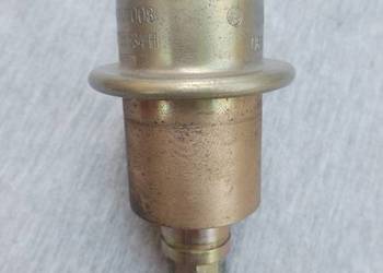 Regulator ciśnienia paliwa K Jetronic Audi 100 80 90