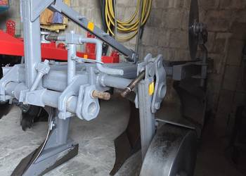 Plug Unia Grudziadz 3 skibowy