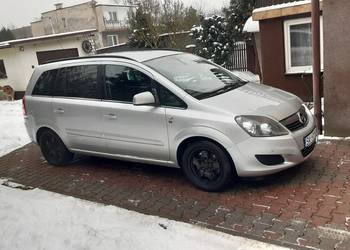 sprzedam opla zafira 17