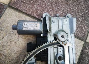 Astra G elektryczny podnośnik szyby lewy przód (90521881)