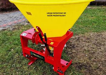 Rozsiewacz lejek 500 l Wzmocniona konstrukcja Rozsiewacz lejek 500 l Wzmocniona konstrukcja