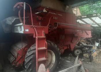 Kombajn zbożowy International 531 nie sprawny na części