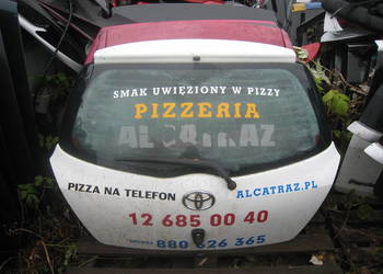Klapa tylna szyba tylna biała Toyota Yaris II 06-