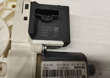 Silniczek szyby prawy tył Megane III 965369-104