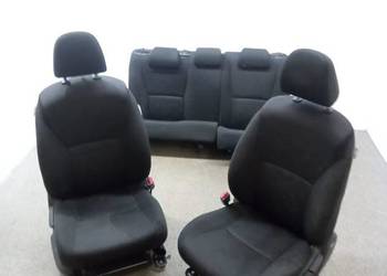 FOTELE  KANAPA KOMPLET E15  Toyota Auris I (2006-2012)