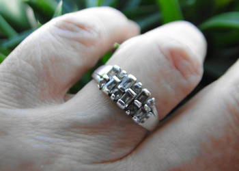 Nietuzinkowy pierścionek srebro 925