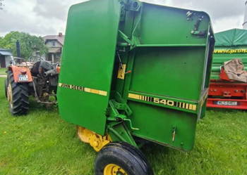 Prasa belująca John Deere