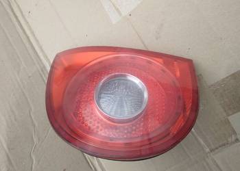 Golf V hb lampa w klapę prawa tylna 1K6945094E