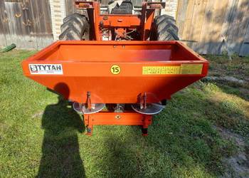 Rozsiewacz nawozów do nawozu Strumyk Tytan  600L