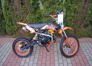 Nowy Cross , poj. 125 cc średnia rama na kołach 14/17