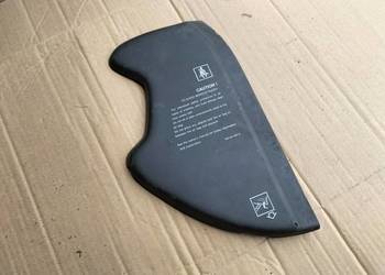 Audi A4 B5  8D0857086 TRÓJKĄT OSŁONA DESKI KONSOLI Audi A4 B5  8D0857086 TRÓJKĄT OSŁONA DESKI KONSOLI