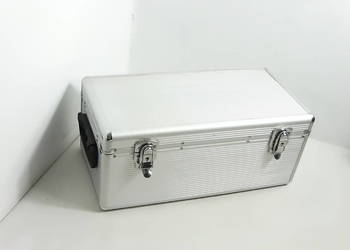 Aluminiowy kufer / walizka na płyty CD DVD – mieści do 360 płyt!